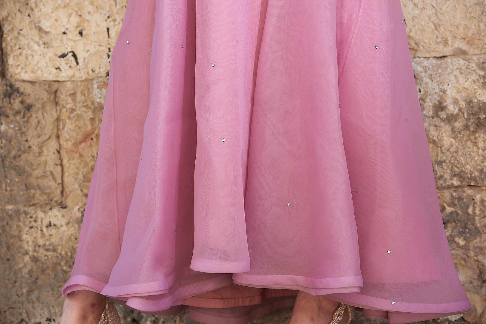 Sophia Loren’s Pink Laced Dress - Image 13