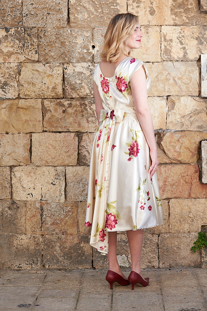 Grace Kelly’s Floral Swing Dress by Christian Dior - Image 5