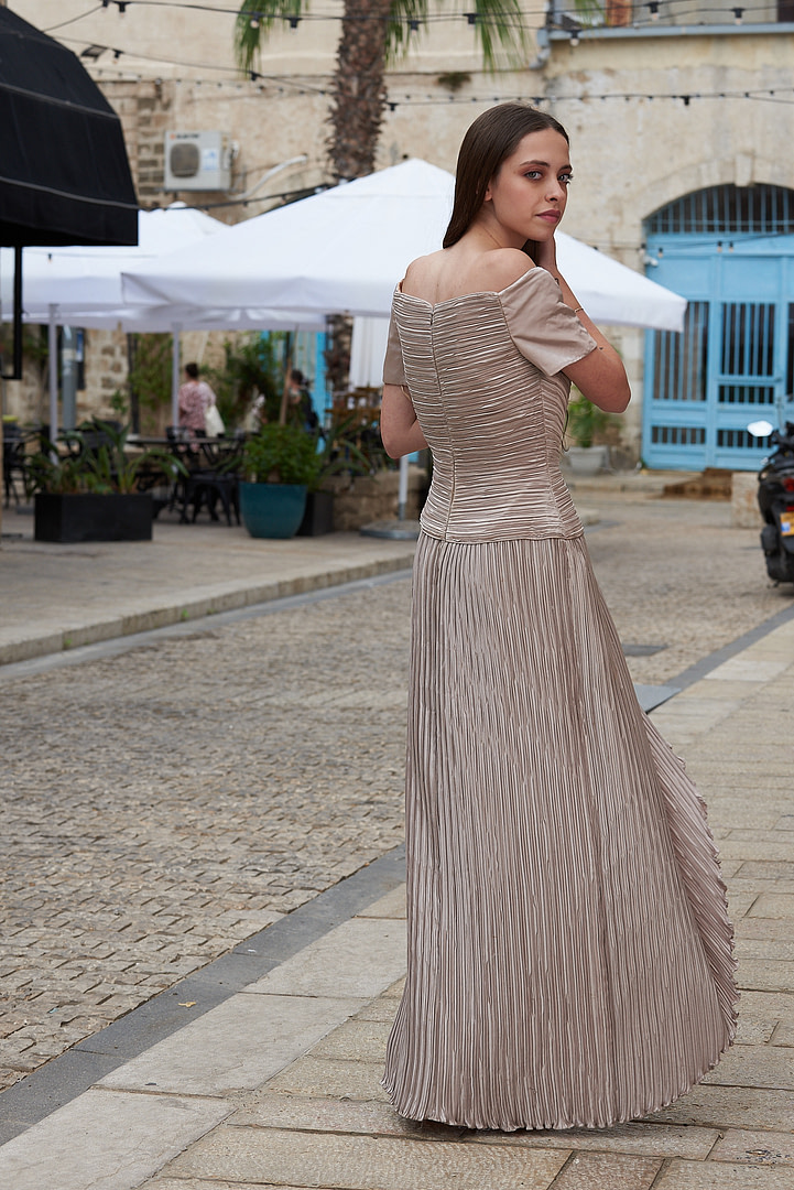 Exclusive George F. Couture Cocktail Party Dress - Image 7
